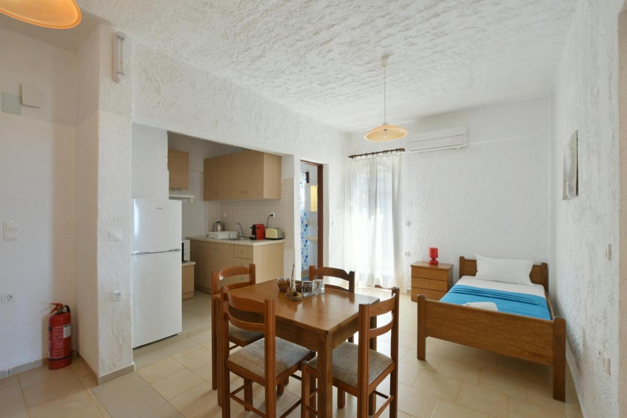 Galini Apartments Achlia ภายนอก รูปภาพ