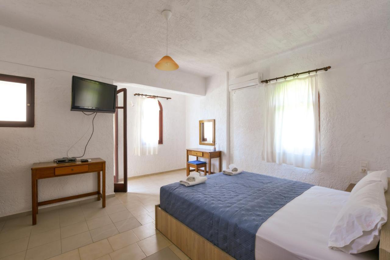 Galini Apartments Achlia ภายนอก รูปภาพ
